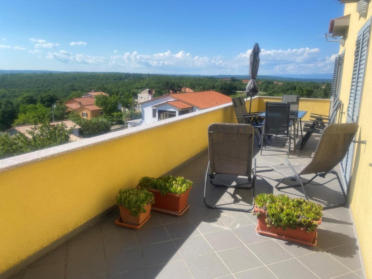 Villa Una Apartments Labin  Exterior photo